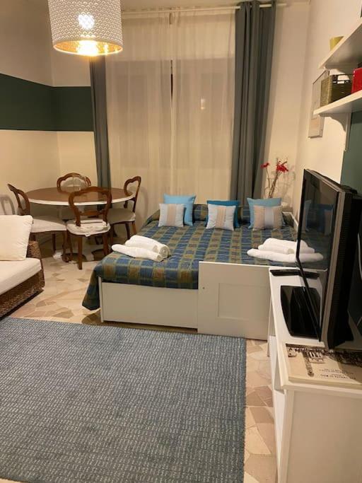 Intero Appartamento Rho Centro المظهر الخارجي الصورة